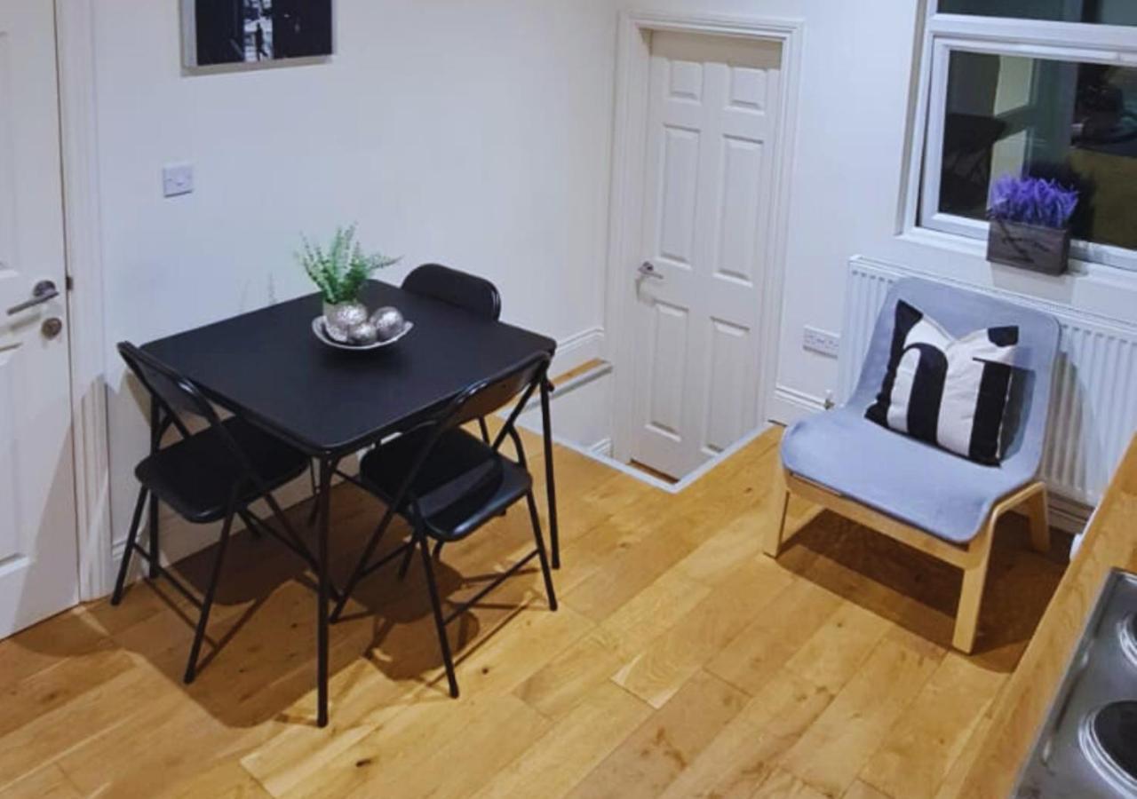 Modern 2 Bedroom Apartment In Peckham ลอนดอน ภายนอก รูปภาพ